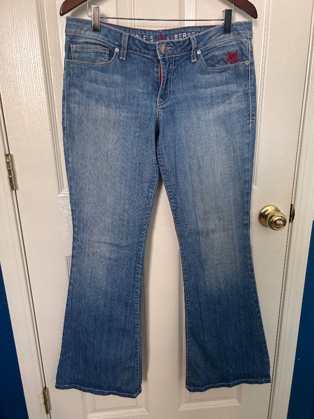 People’s liberation women’s jeans